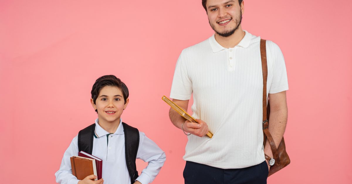 Online Tutoring vs Traditional Tutoring: Pros and Cons