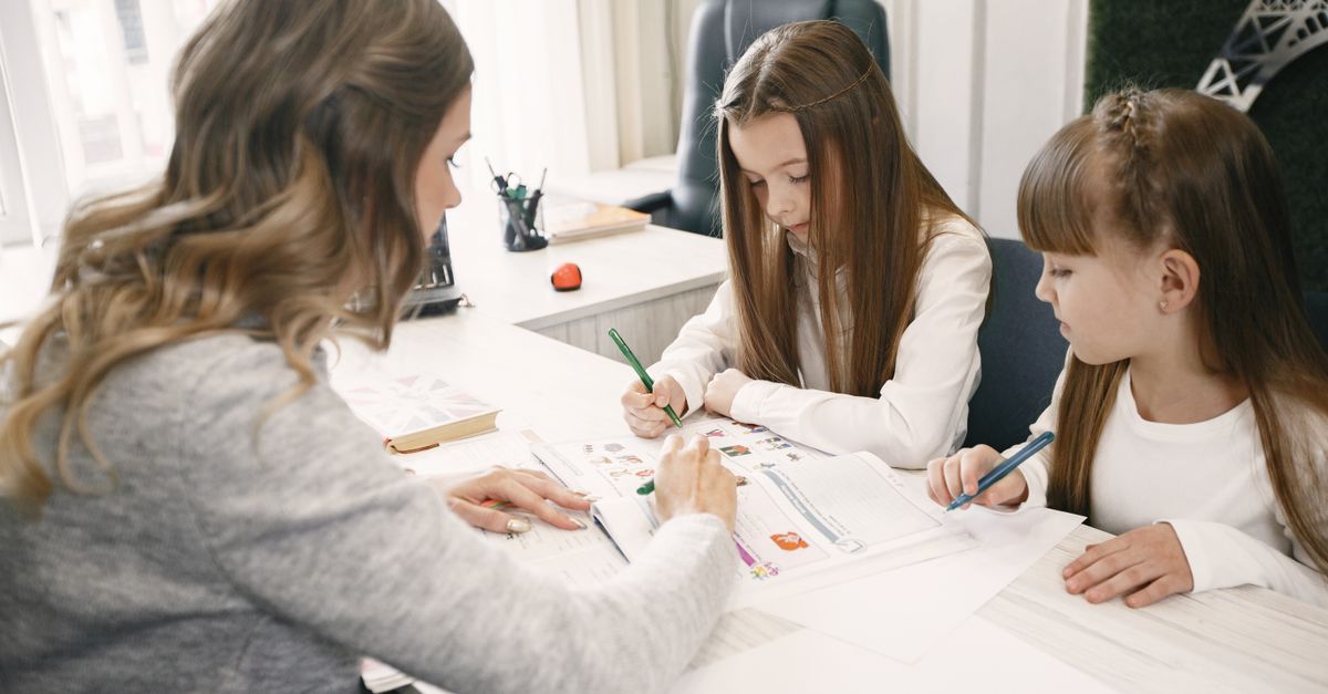The Advantages of Group Tutoring for Collaborative Learning